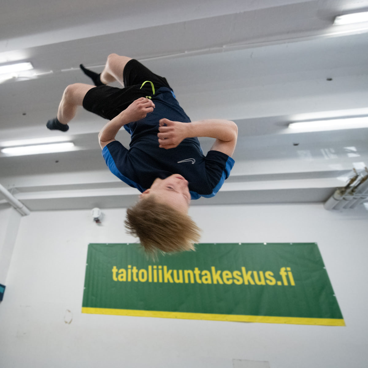 Nuorten trampoliini 13-15v. torstaisin klo 19.00 - 20.00 Syksy 2025