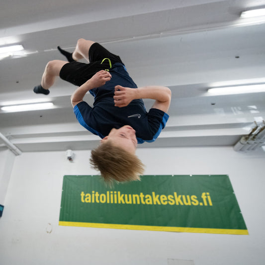 Nuorten trampoliini 13-15v. torstaisin klo 19.00 - 20.00 Kevät 2026